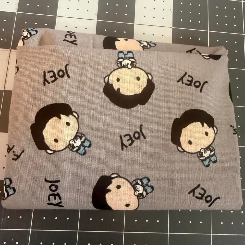 18” x 21” Friends Joey Tribbiani Cotton Fabric Fat Quarter TV Show
